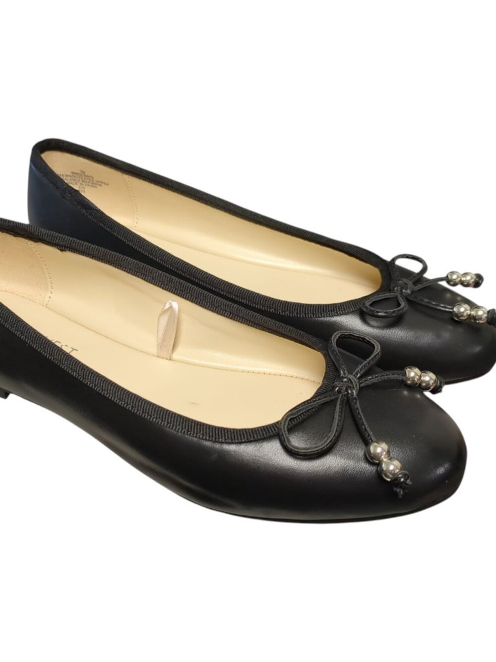 Nine West  Women's Sleek Slip-On Ballet Flat with Rubber Sole  Women Size 6